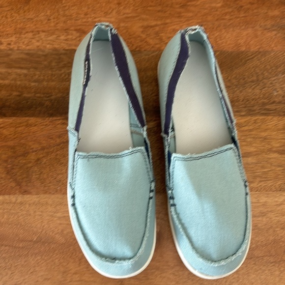 NWOT Emcrocs blue slip on canvas shoes sneakers - Picture 3 of 5